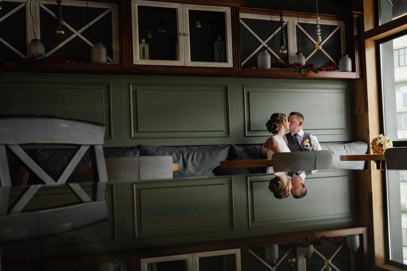 luxury-stylish-wedding-wedding-day-beautiful-bride-elegant-groom-look-each-other_8353-5865